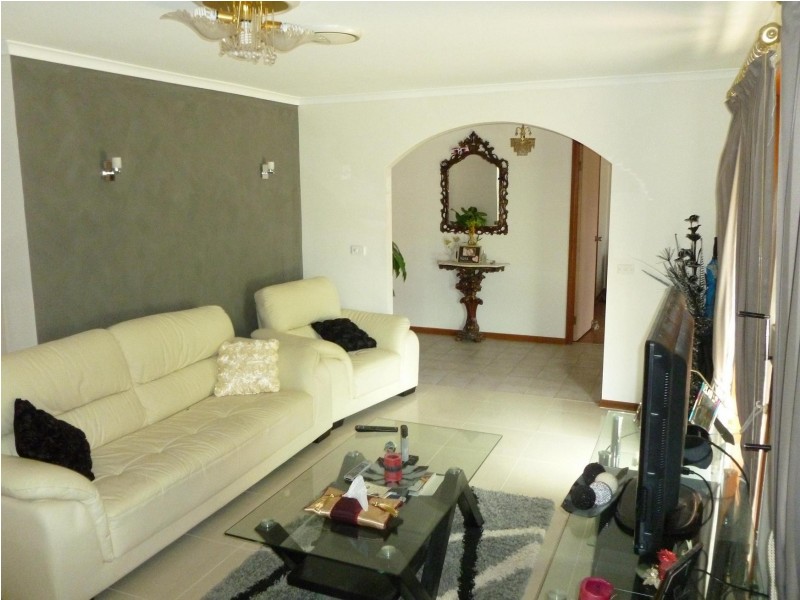 86 Opie Road, St Albans VIC 3021