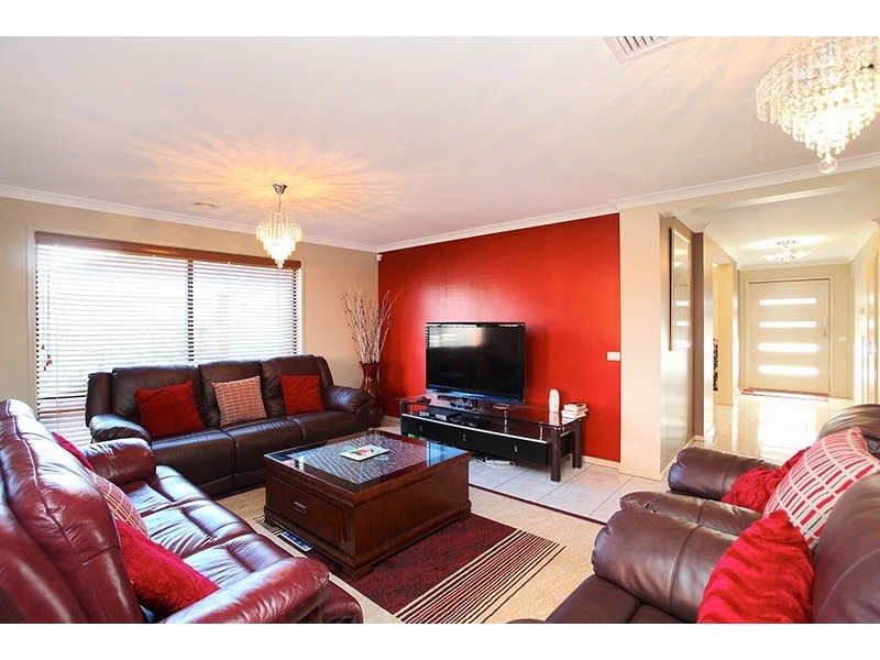 46 Jackson Circuit, Albanvale VIC 3021