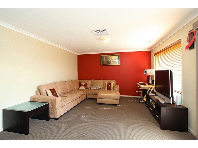 46 Jackson Circuit, Albanvale VIC 3021