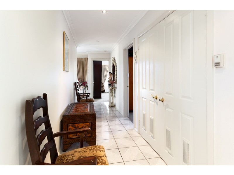 74 Leonard Avenue, St Albans VIC 3021