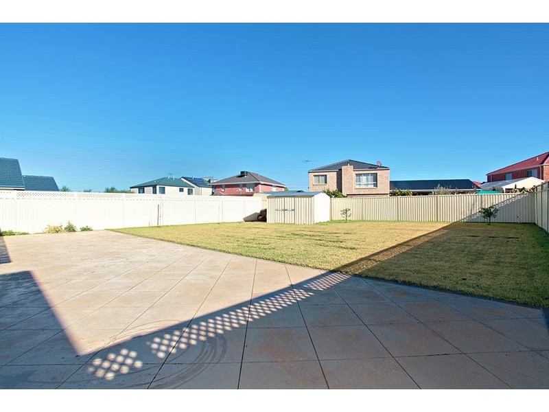 61 Waterview Lane, Cairnlea VIC 3023