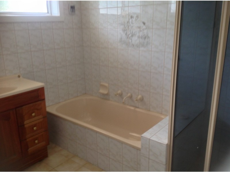 1/8 Power Street, St Albans VIC 3021