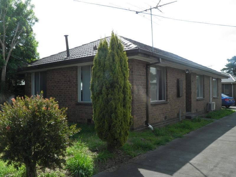 1/8 Power Street, St Albans VIC 3021