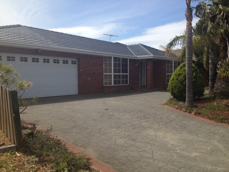 16 Kiev Walk, Delahey VIC 3037