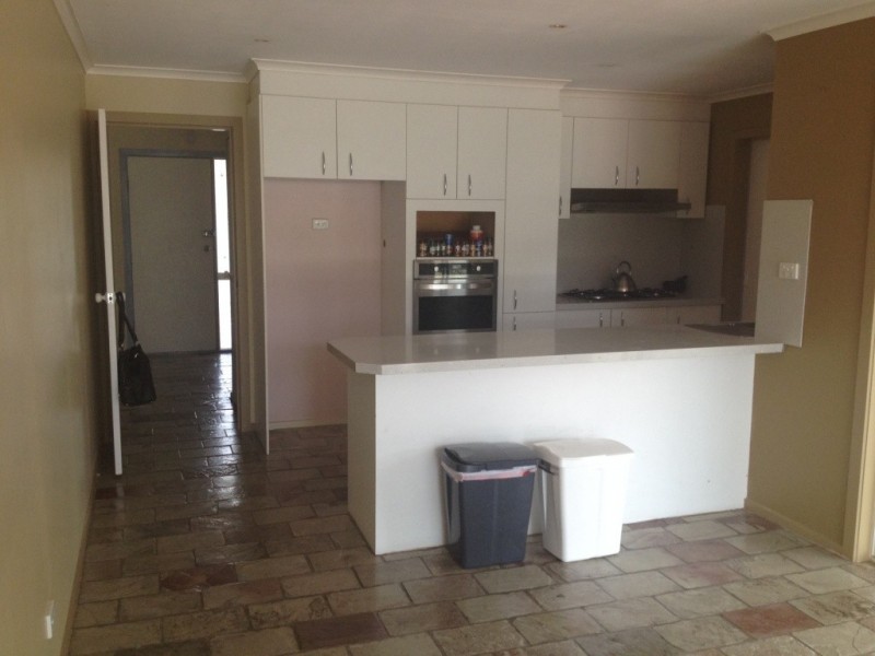 16 Kiev Walk, Delahey VIC 3037