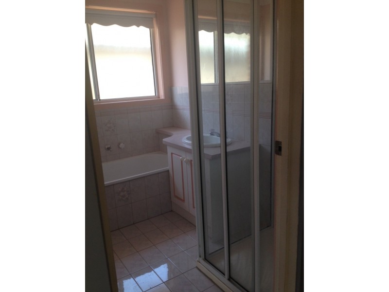 16 Kiev Walk, Delahey VIC 3037