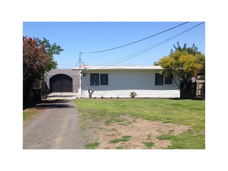 29 James Street, St Albans VIC 3021