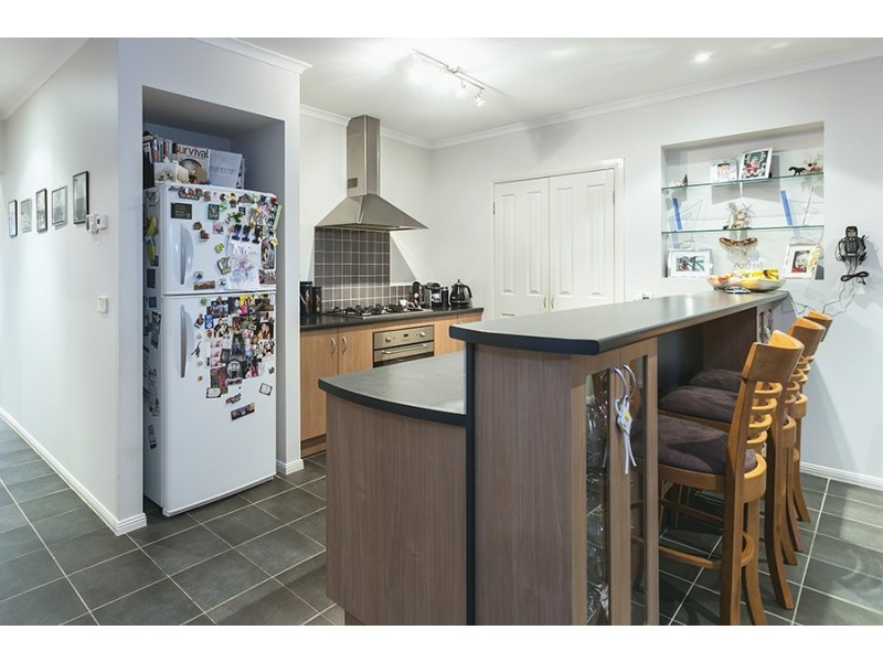 29 Chesterfield Road, Cairnlea VIC 3023