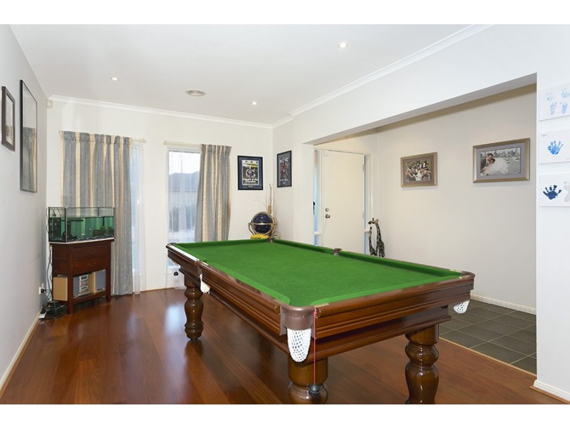 29 Chesterfield Road, Cairnlea VIC 3023