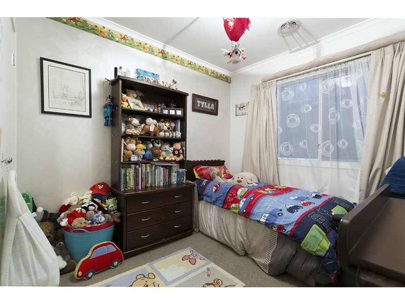 29 Chesterfield Road, Cairnlea VIC 3023