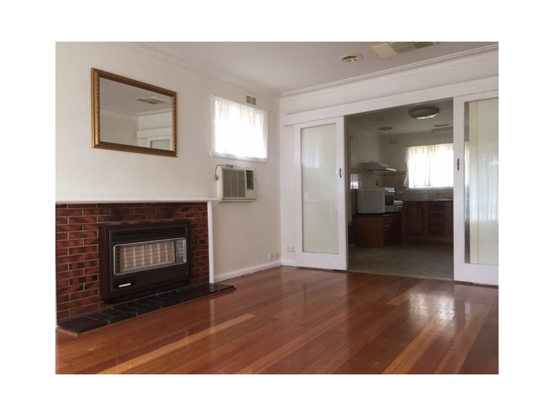 4 Banksia Street, St Albans VIC 3021