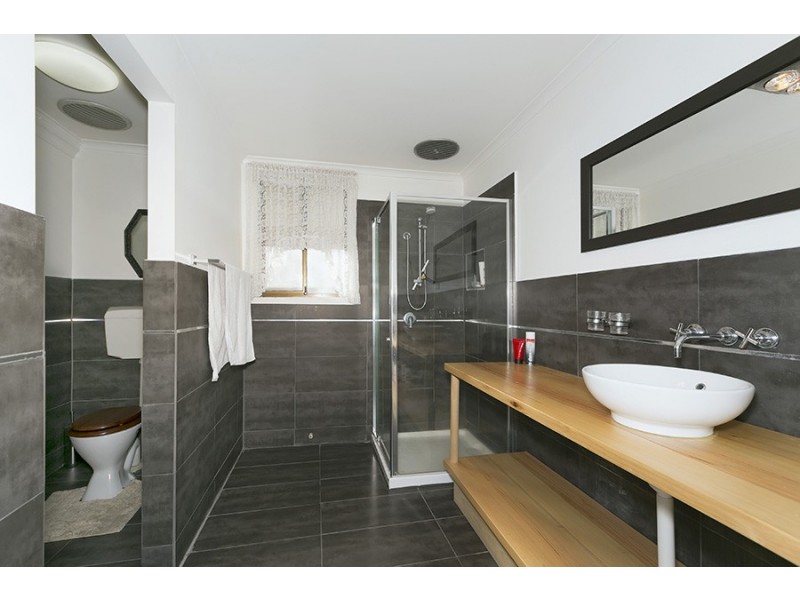 268 Bell Street, Coburg VIC 3058