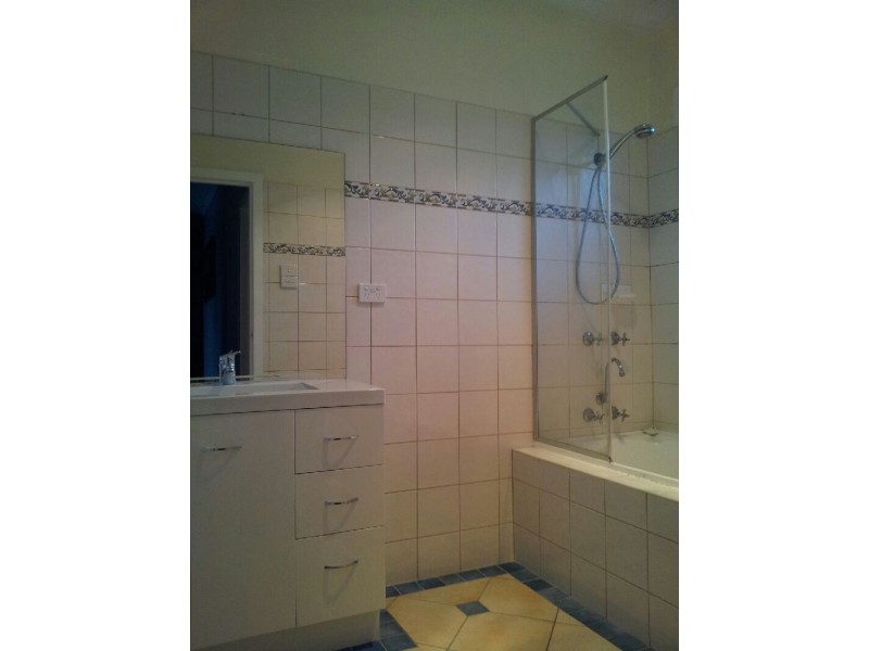 11 Brackley Court, St Albans VIC 3021