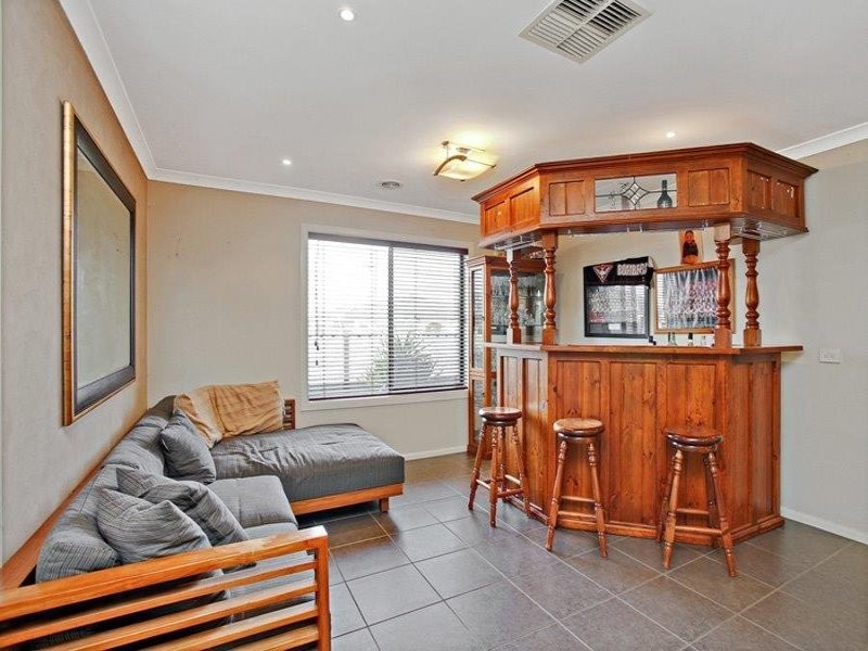 2 Menzies Promenade, Derrimut VIC 3030