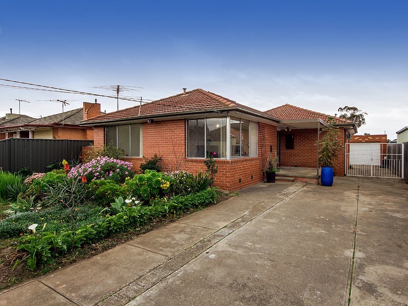 28 Manfred Avenue, St Albans VIC 3021