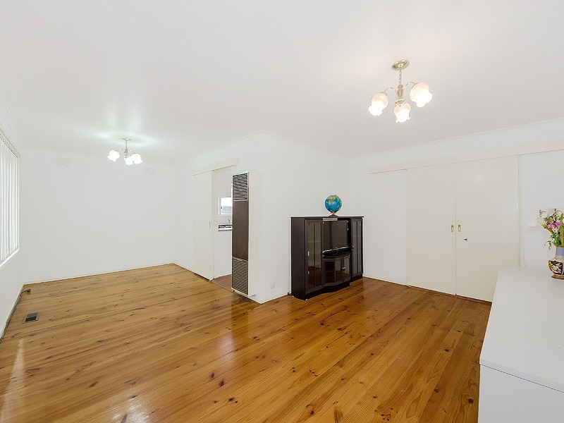 28 Manfred Avenue, St Albans VIC 3021