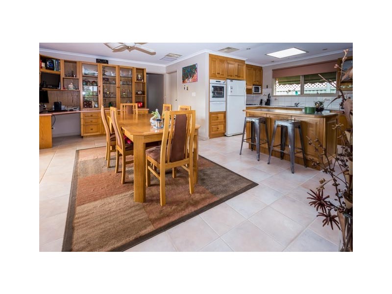 36 Quarbing Street, Werribee VIC 3030