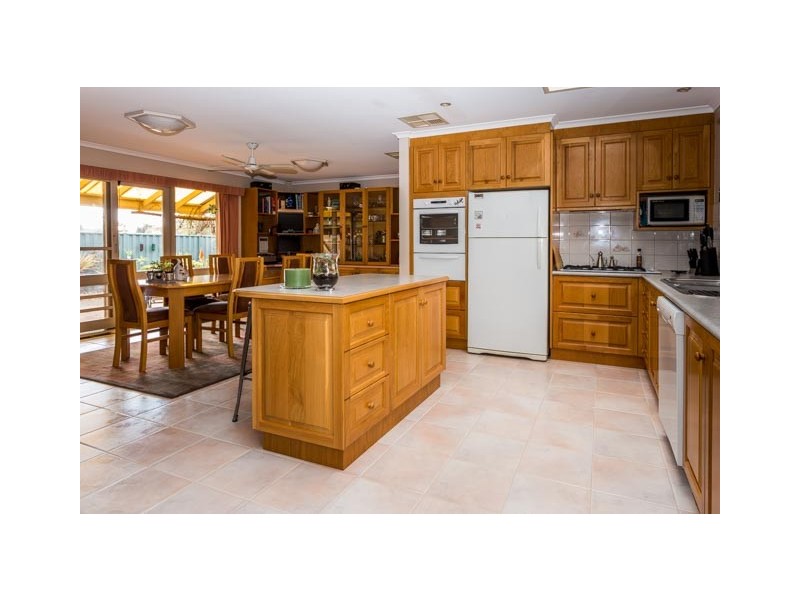 36 Quarbing Street, Werribee VIC 3030