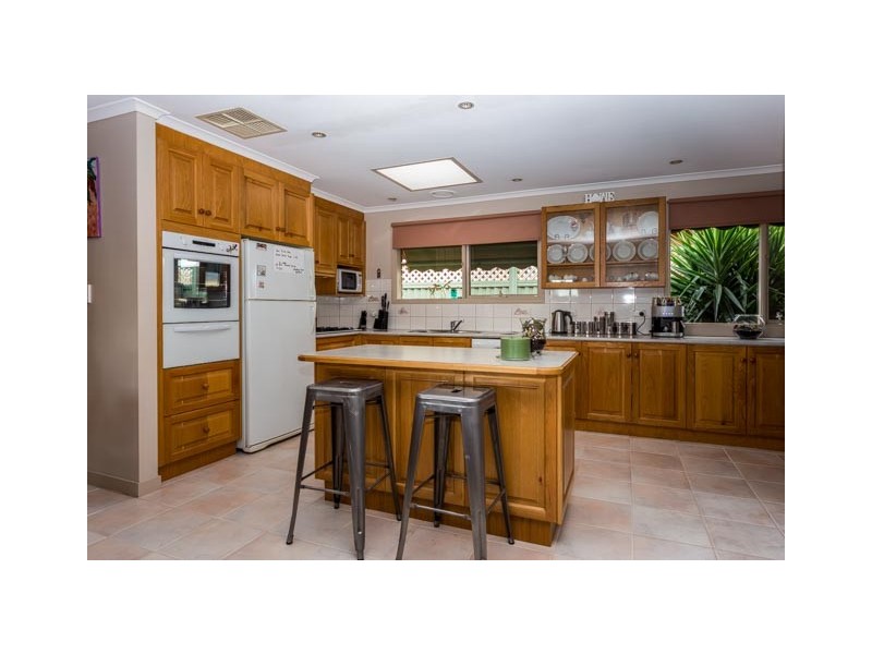 36 Quarbing Street, Werribee VIC 3030