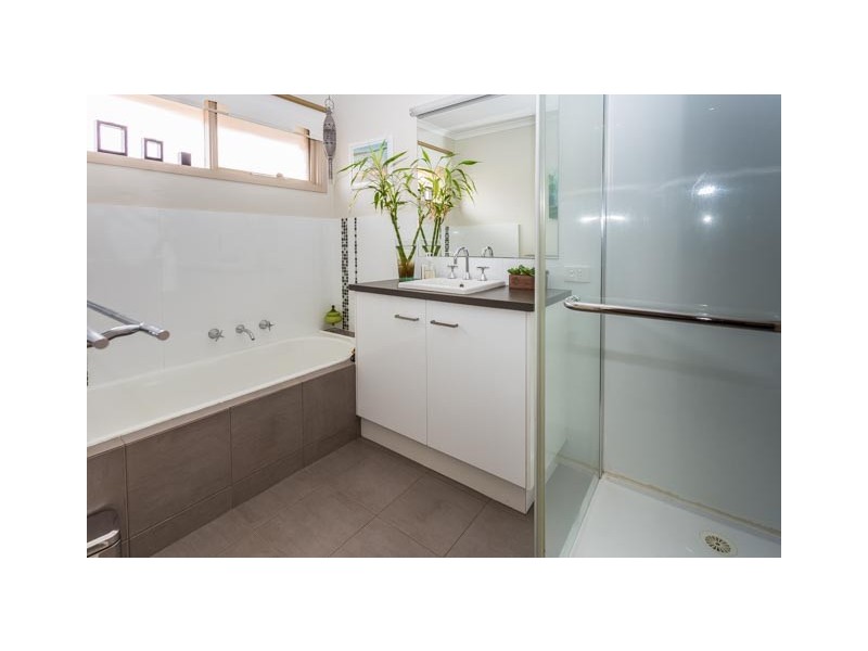 36 Quarbing Street, Werribee VIC 3030