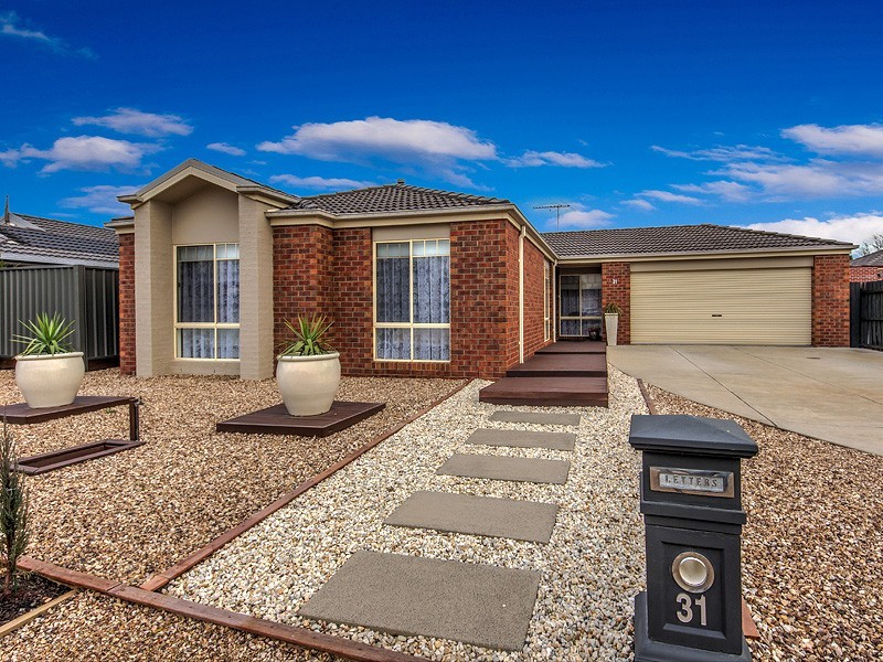 31 Brindalee Way, Hillside VIC 3037