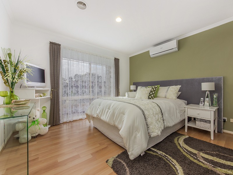 31 Brindalee Way, Hillside VIC 3037