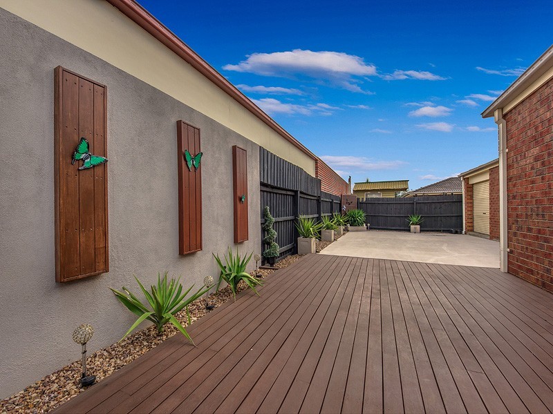 31 Brindalee Way, Hillside VIC 3037