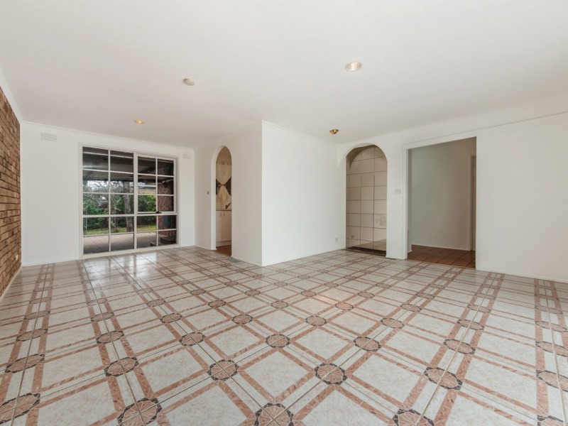 27 Rex Street, Kings Park VIC 3021