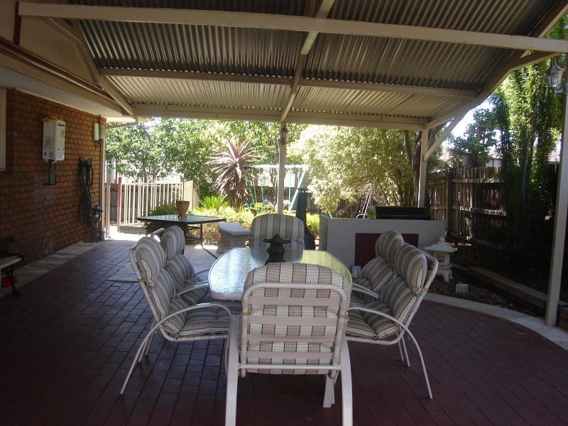 27 Axford Road, Kings Park VIC 3021