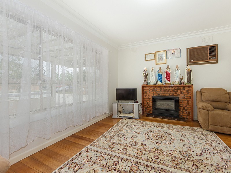 1/18 Conrad Street, St Albans VIC 3021