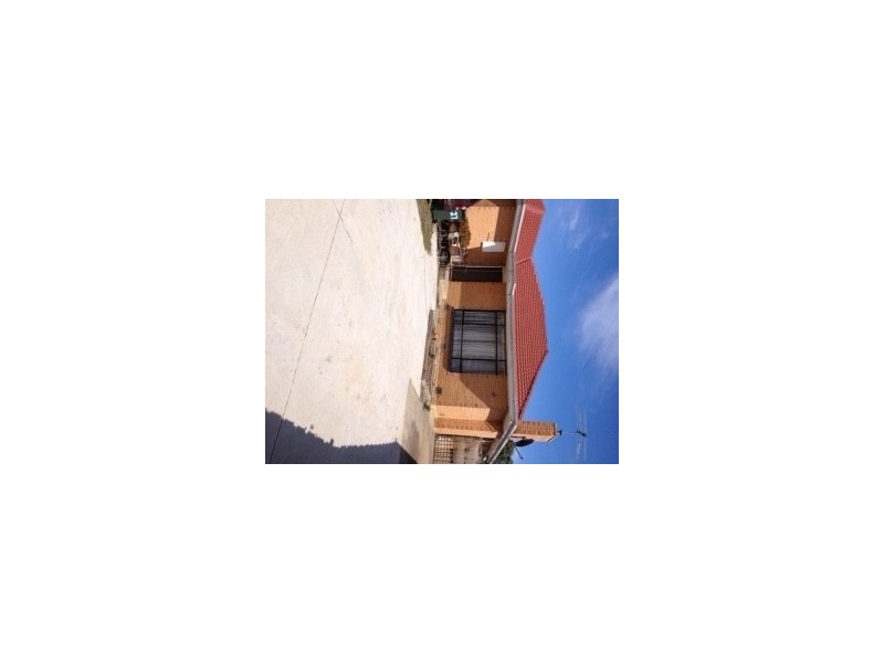 27 Stevenston St, Deer Park VIC 3023
