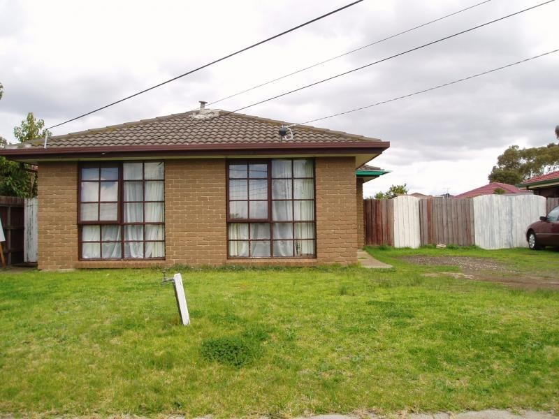 3 Trelawny Place, Kings Park VIC 3021