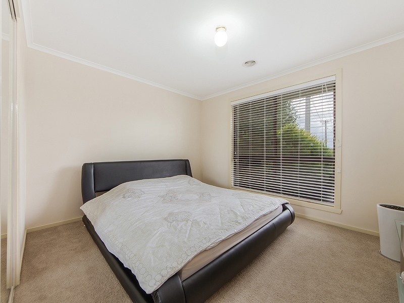 13 Baron Court, Kings Park VIC 3021