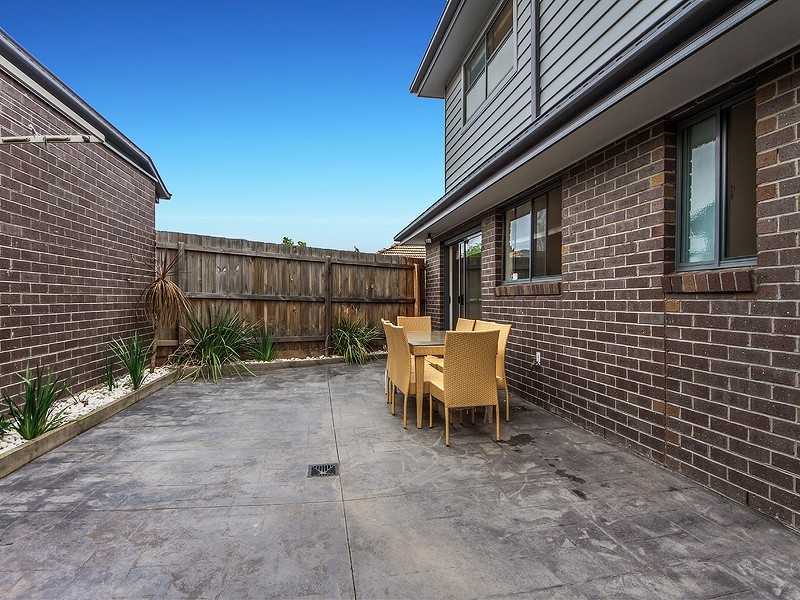 1/160 Biggs  Street, St Albans VIC 3021