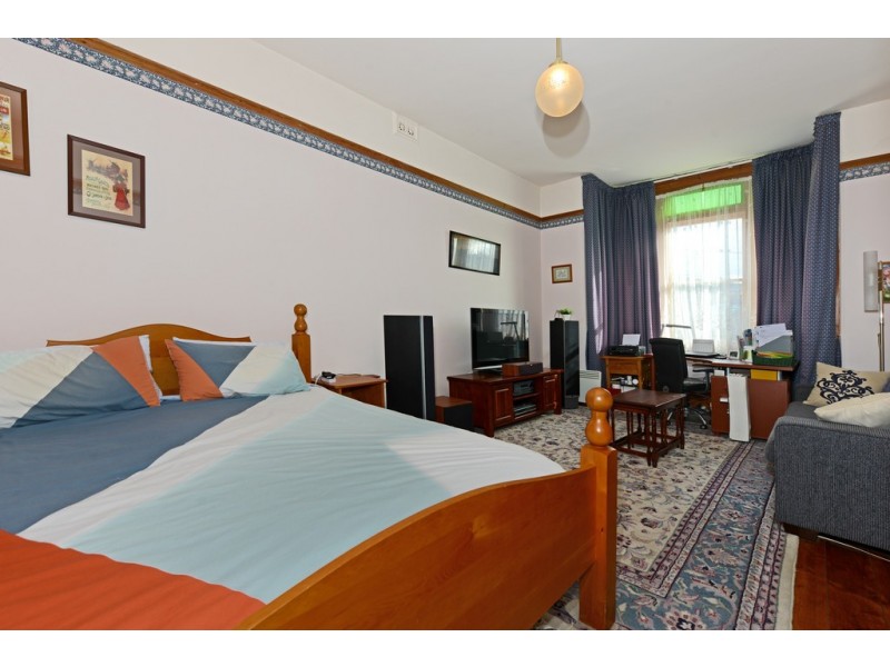 18 Forest Road, West Hobart TAS 7000