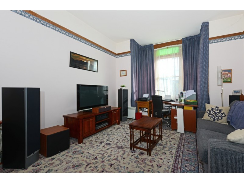 18 Forest Road, West Hobart TAS 7000