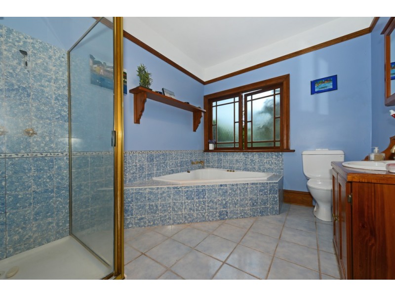 18 Forest Road, West Hobart TAS 7000