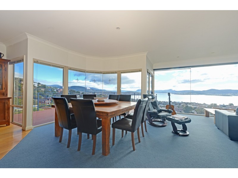 10 Virginia Court, Sandy Bay TAS 7005