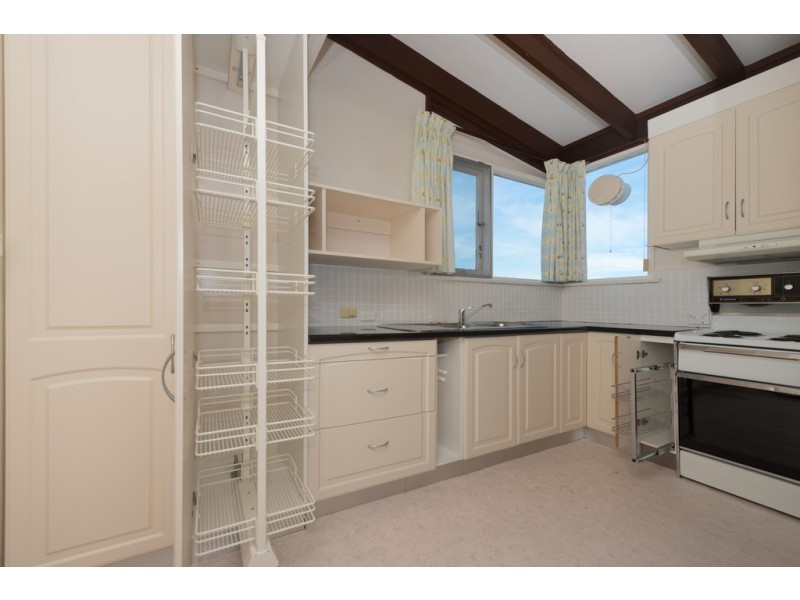 2/13 Wayne Avenue, Sandy Bay TAS 7005