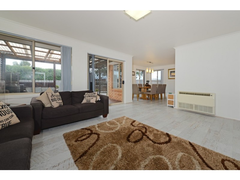 10 Brendan Crescent, Austins Ferry TAS 7011
