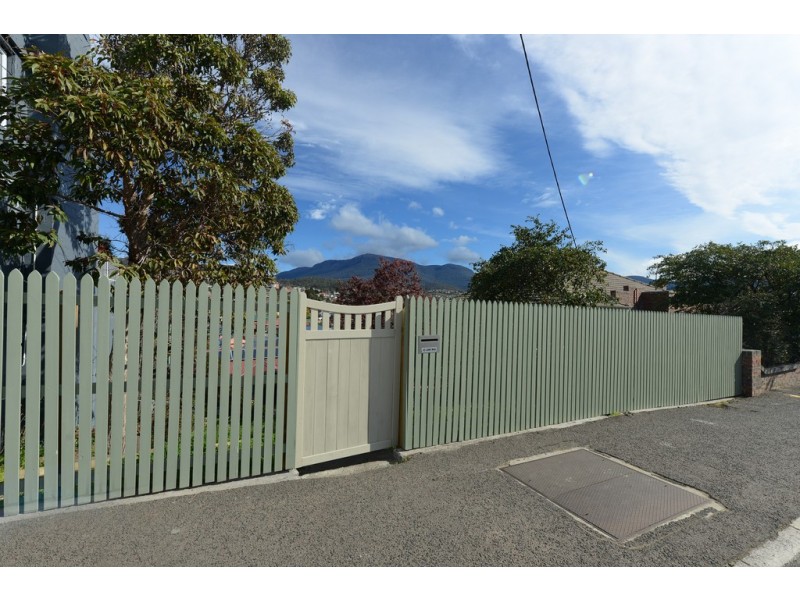 108 New Town Road, New Town TAS 7008