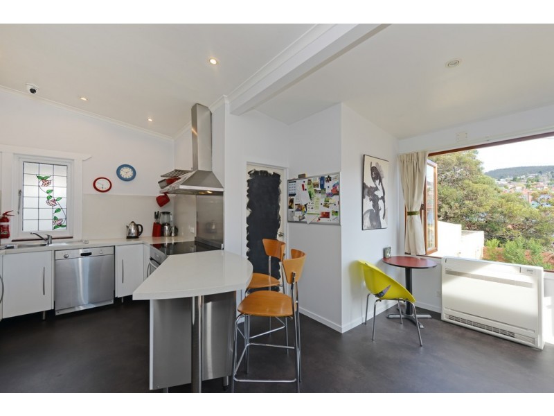 108 New Town Road, New Town TAS 7008