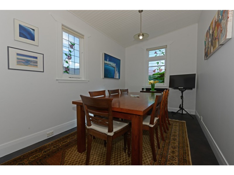 108 New Town Road, New Town TAS 7008