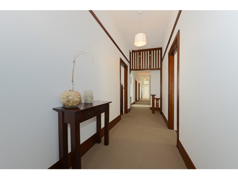 91 Forest Road, West Hobart TAS 7000