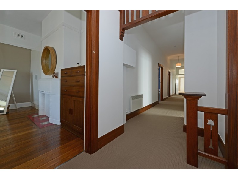 91 Forest Road, West Hobart TAS 7000