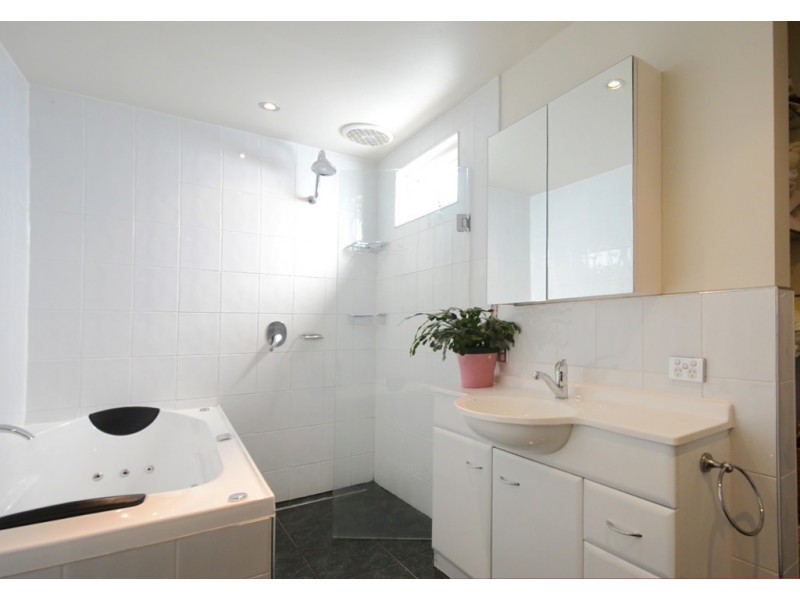 36 Lochner Street, West Hobart TAS 7000