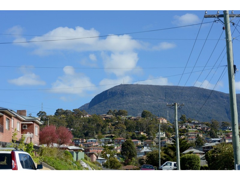 11 Fifth Avenue, West Moonah TAS 7009