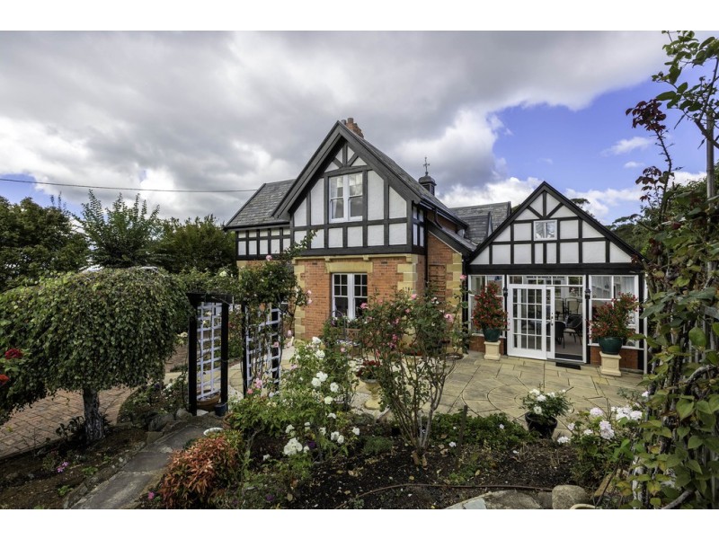 6 Morris Avenue, Taroona TAS 7053