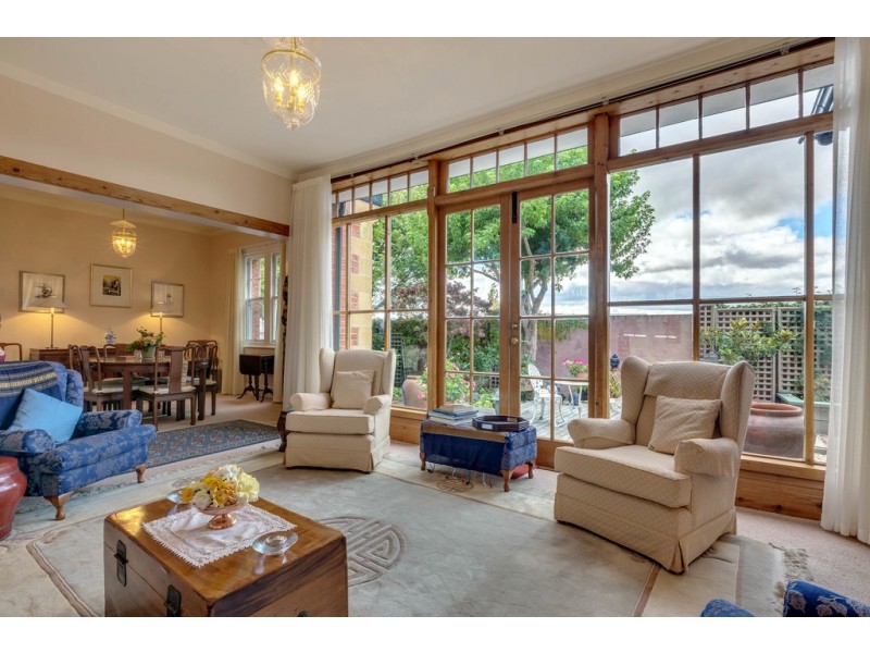 6 Morris Avenue, Taroona TAS 7053