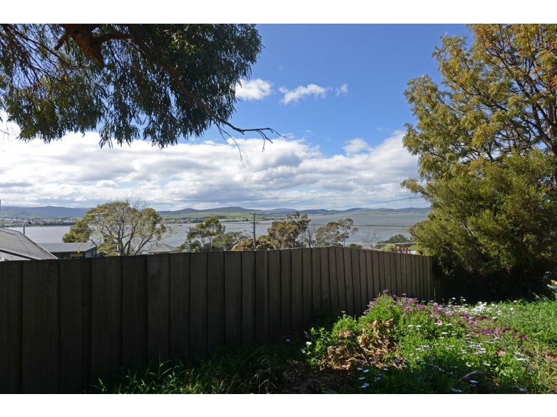 14 Boundary Street, Midway Point TAS 7171